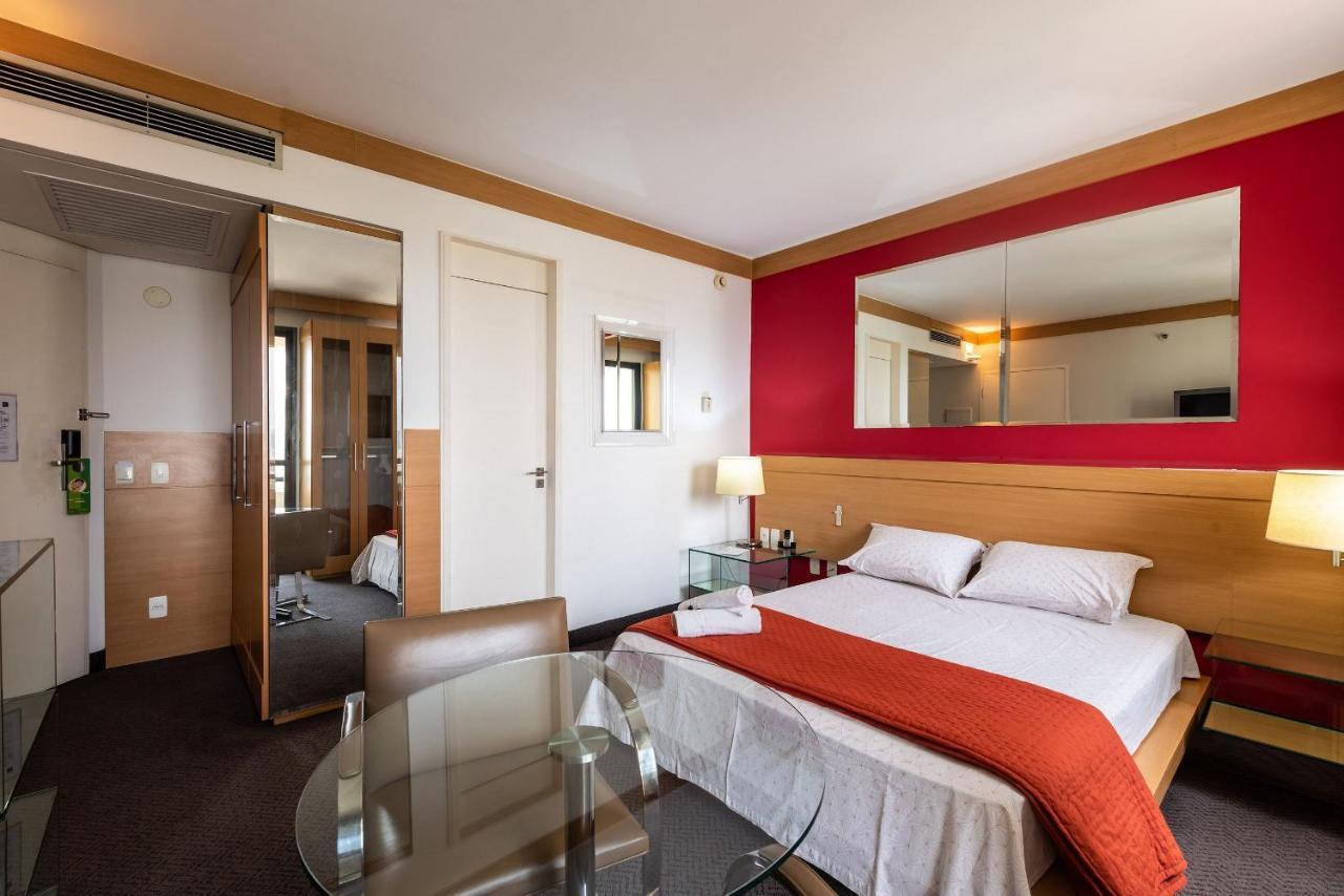 Qy1207 Flat Na Faria Lima Com Vaga De Garagem Hotel *